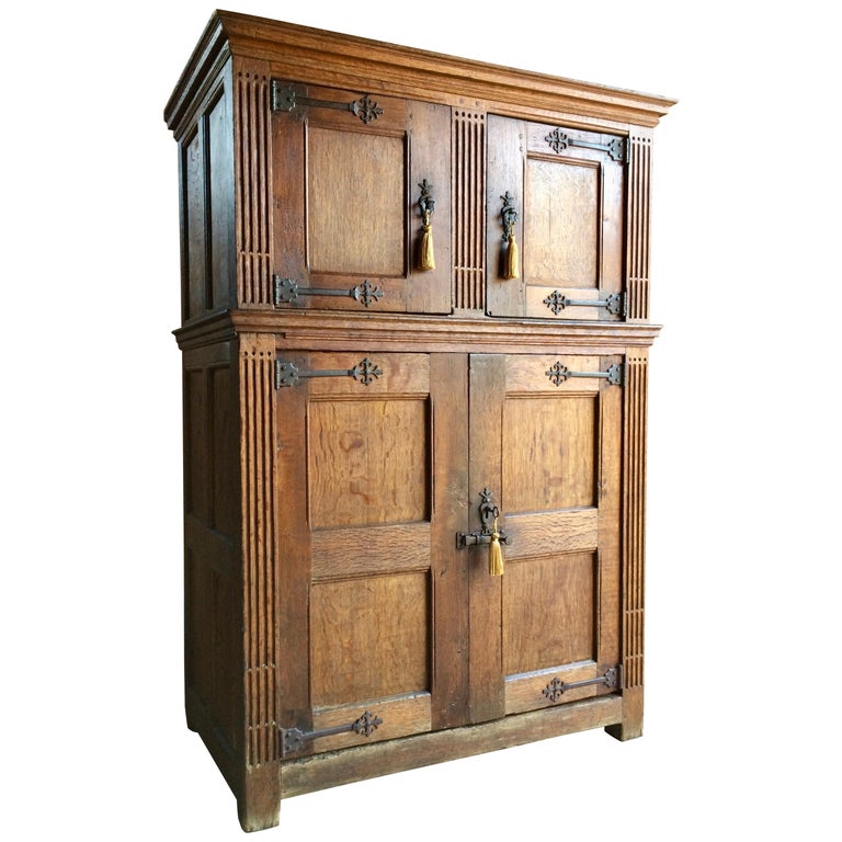 Antique Hall Cupboard Court Cabinet Solid Oak 18th Century, Circa Antique Hall Cupboard Court Cabinet Solid Oak 18th Century, circa 1790 For Sale - Antique Hall Cupboard Court Cabinet Solid Oak 18th Century, Circa