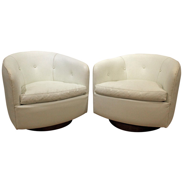 Milo Baughman Gliding Swivel Barrel Back Club Chairs For At Pair Of Mid Century Modern Milo Baughman Swivel Club Chairs