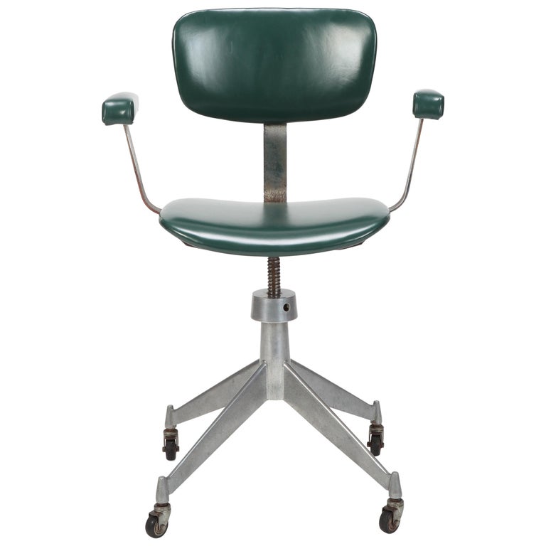 Italian Office Chair Gio Ponti Style 1950s For At 1stdibs Italian Office Chair Gio Ponti Style 1950s For