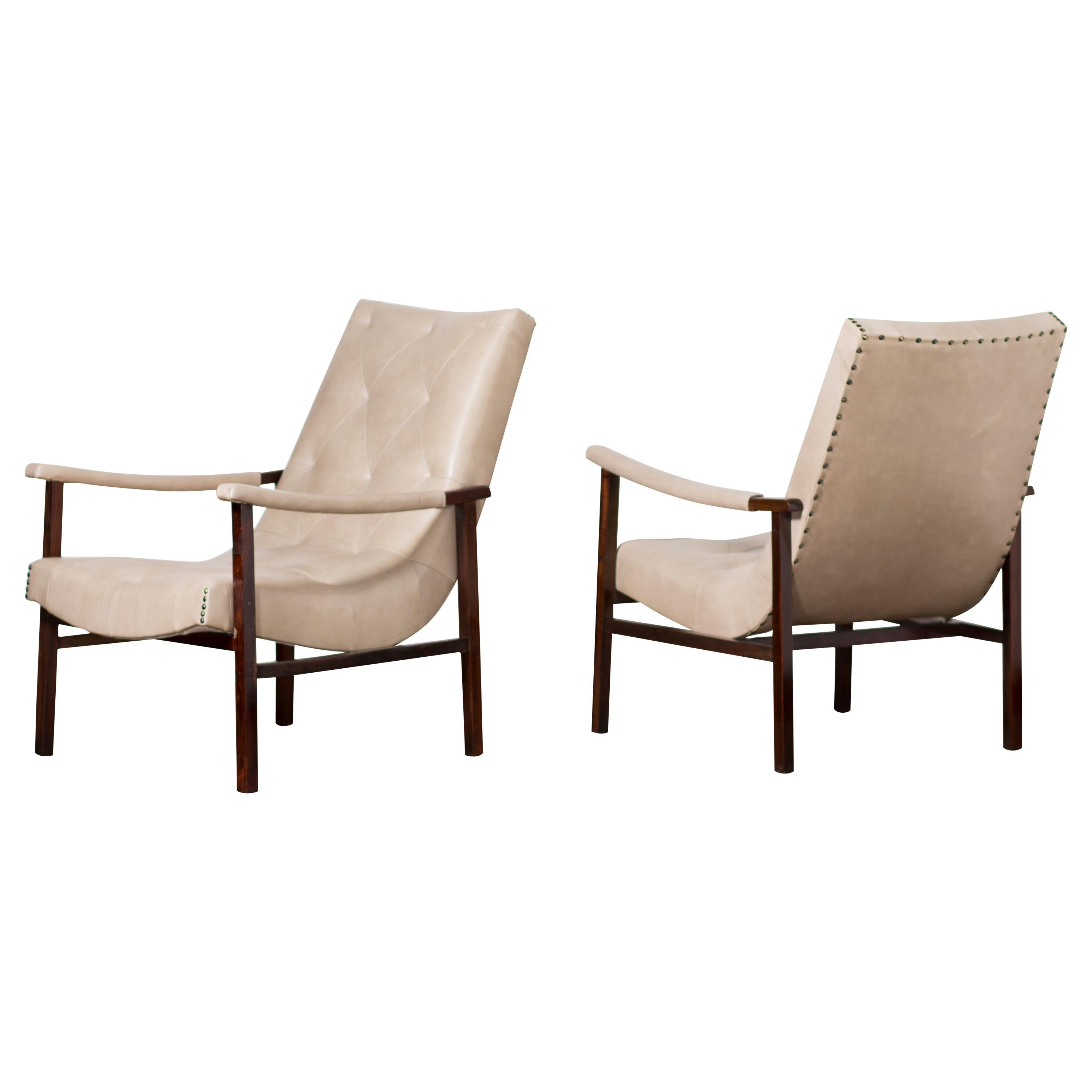 Pair of Modern Brazilian Rosewood Armchairs by Gelli, circa the 1950s For Sale