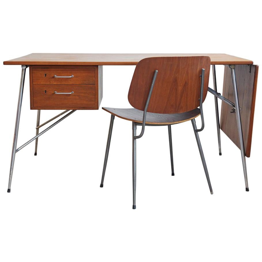 Midcentury Danish Design by Børge Mogensen Desk with Chairs