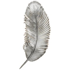 JOSETTE SCONCE - Applique à plumes moderne forgée à la main en feuille d'argent