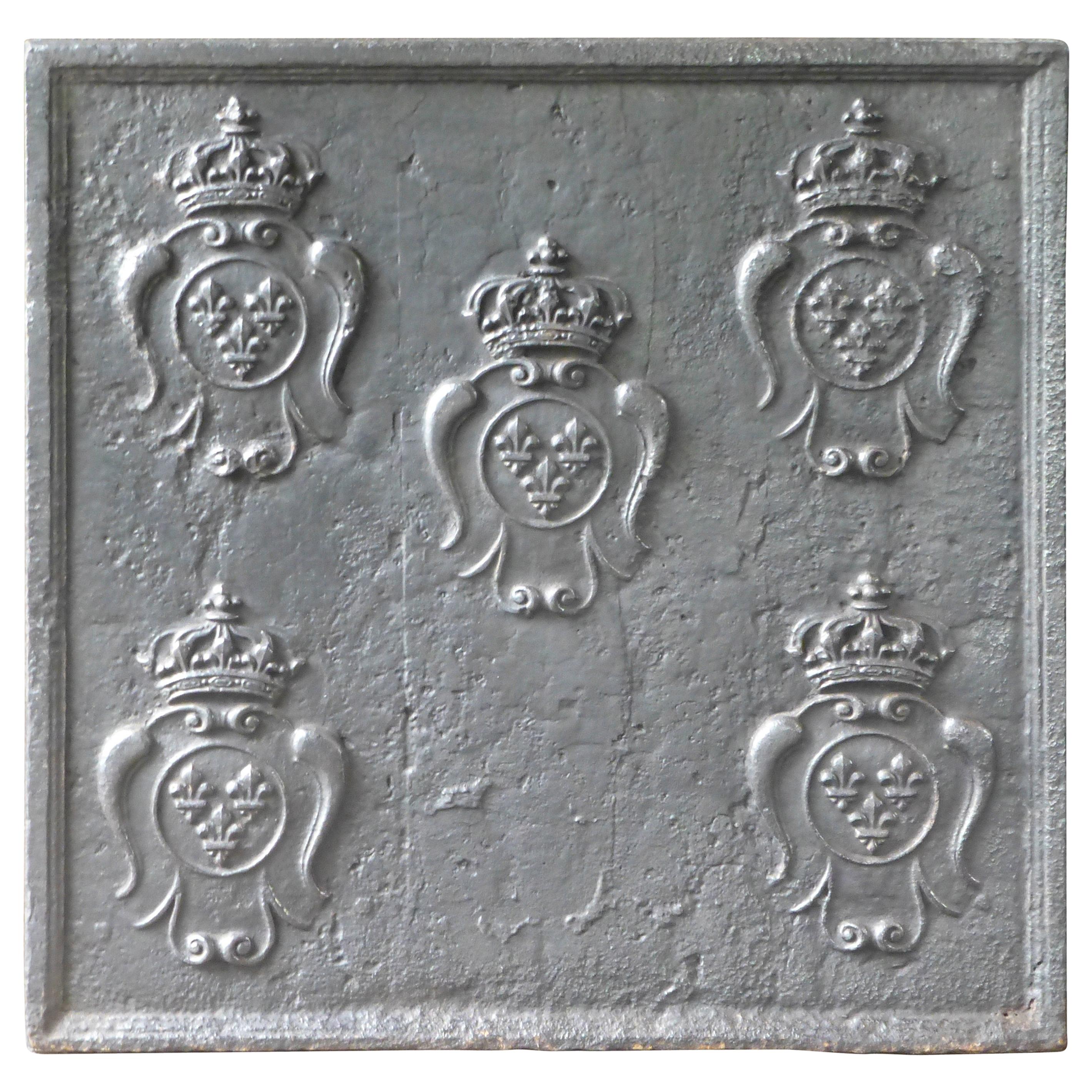 Magnifique plaque de cheminée / dosseret du C.I.C. avec cinq armoiries de France en vente