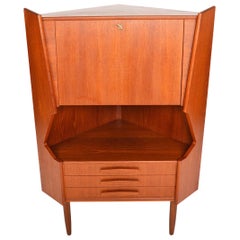Danish Modern Midcentury Atomic Teak Corner Bar Cabinet