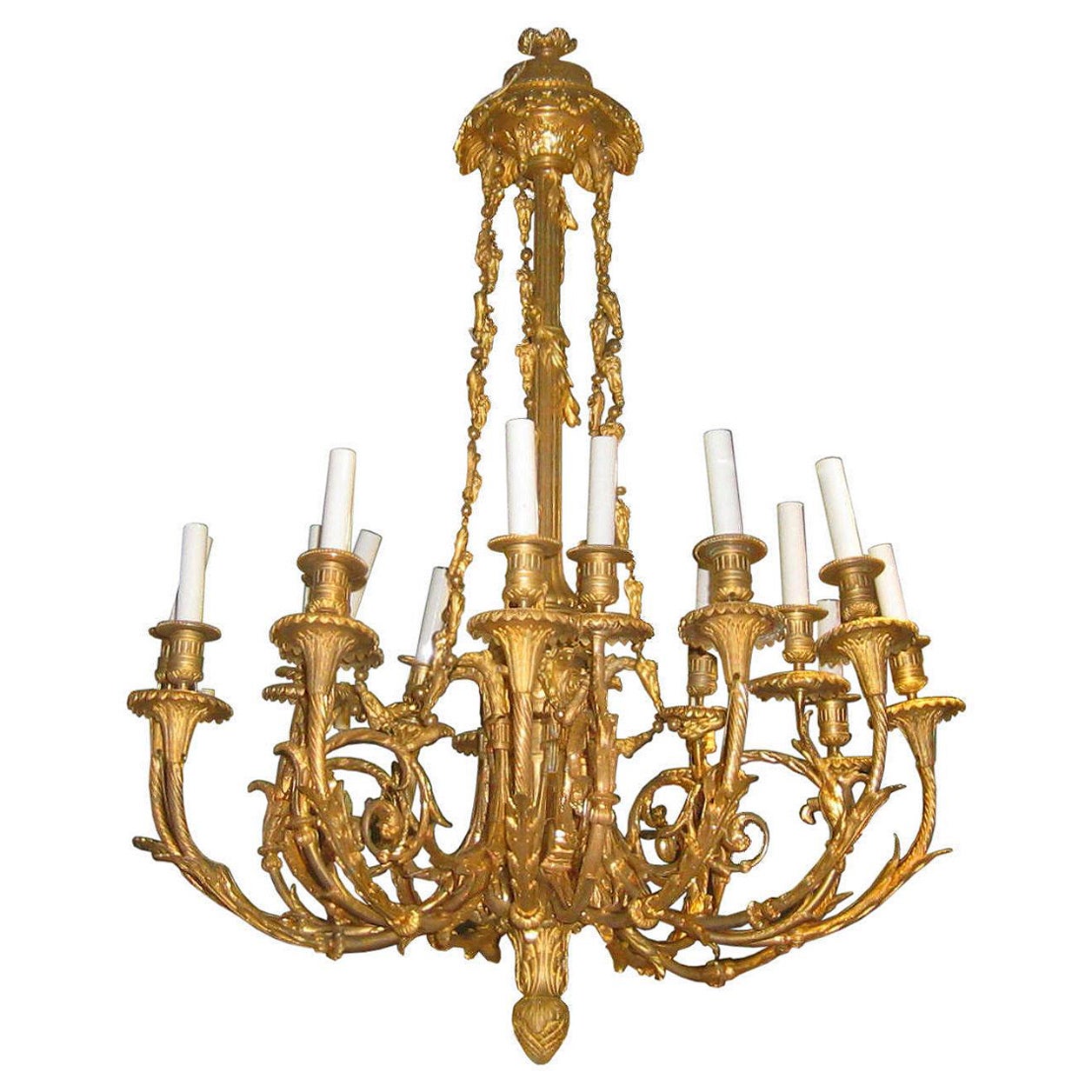 Lustre français du 19ème siècle en bronze doré à 18 feux de style Louis XVI en vente