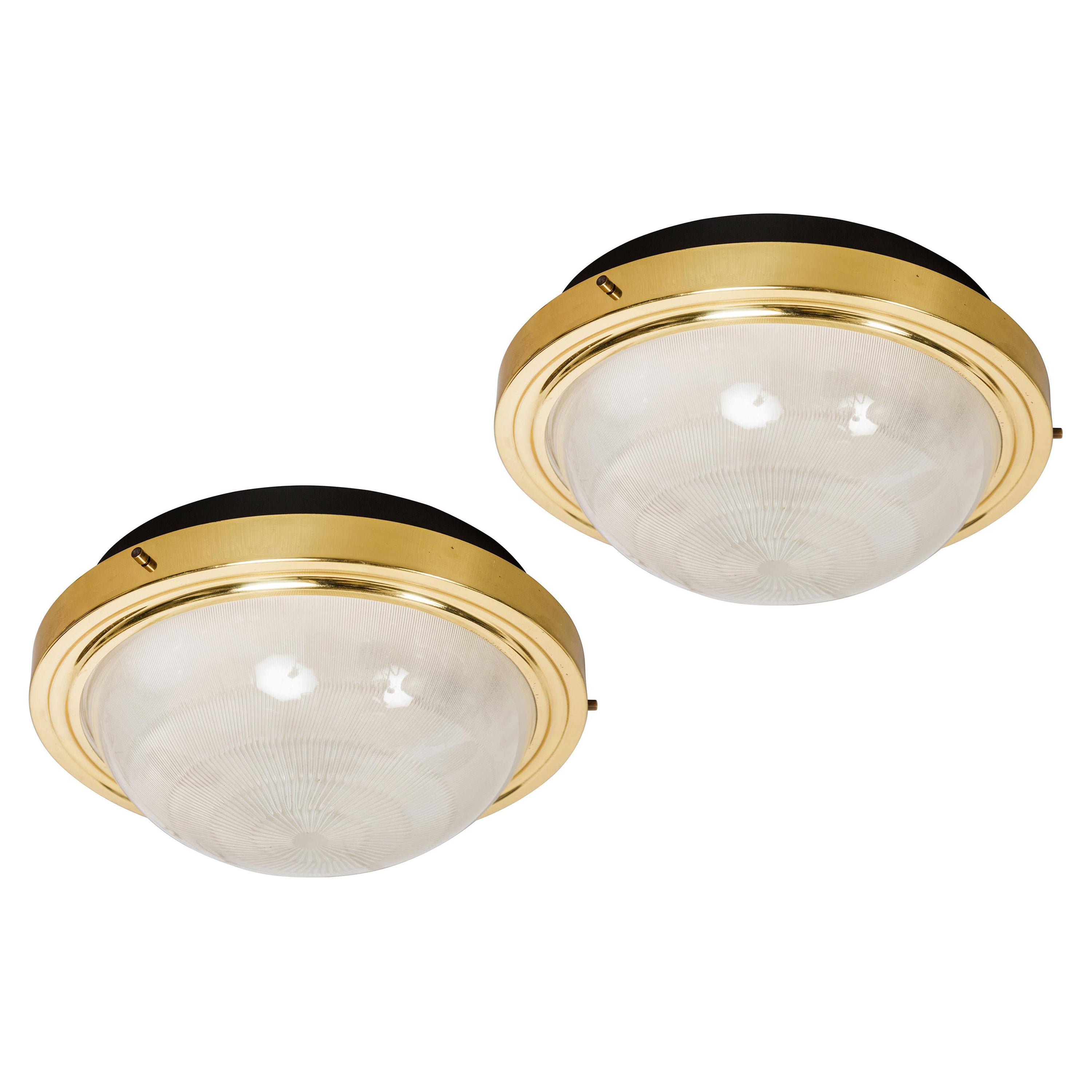 Pair of 1960s Sergio Mazza Brass and Glass Wall or Ceiling Lights for Artemide For Sale