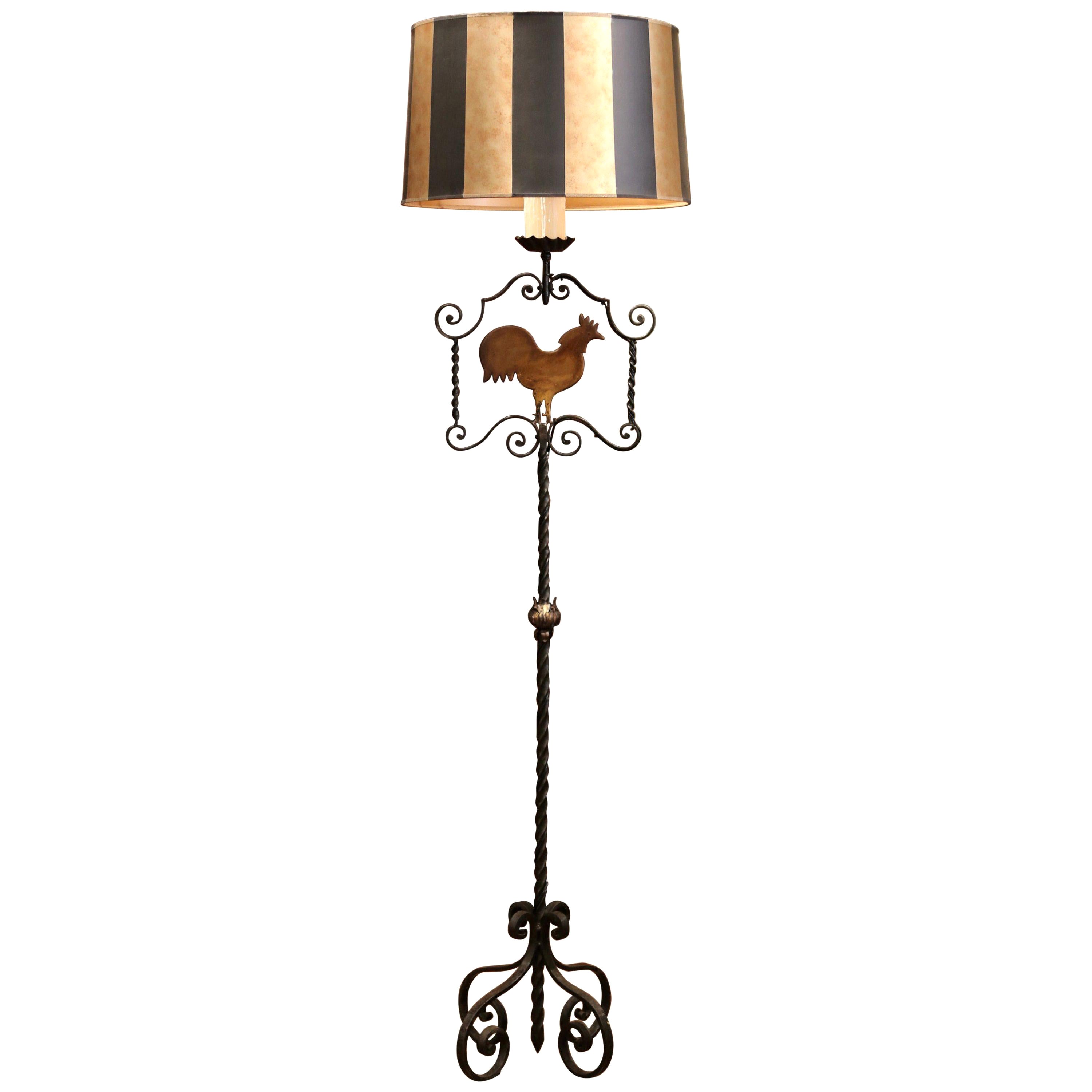 Early 20th Century French Forged Iron Floor Lamp with Rooster Decor For Sale