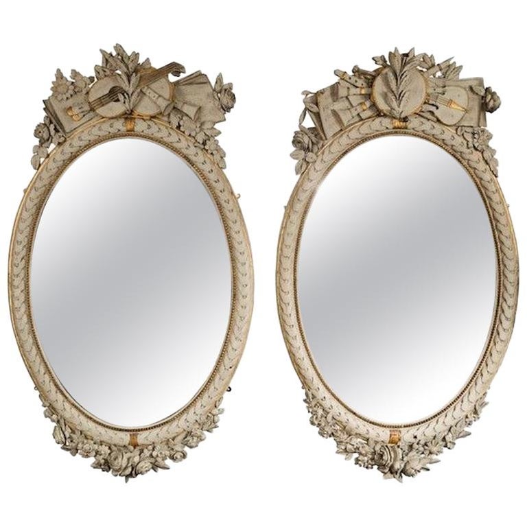 French 19h Century Oval Gold Leafed Mirror at 1stdibs