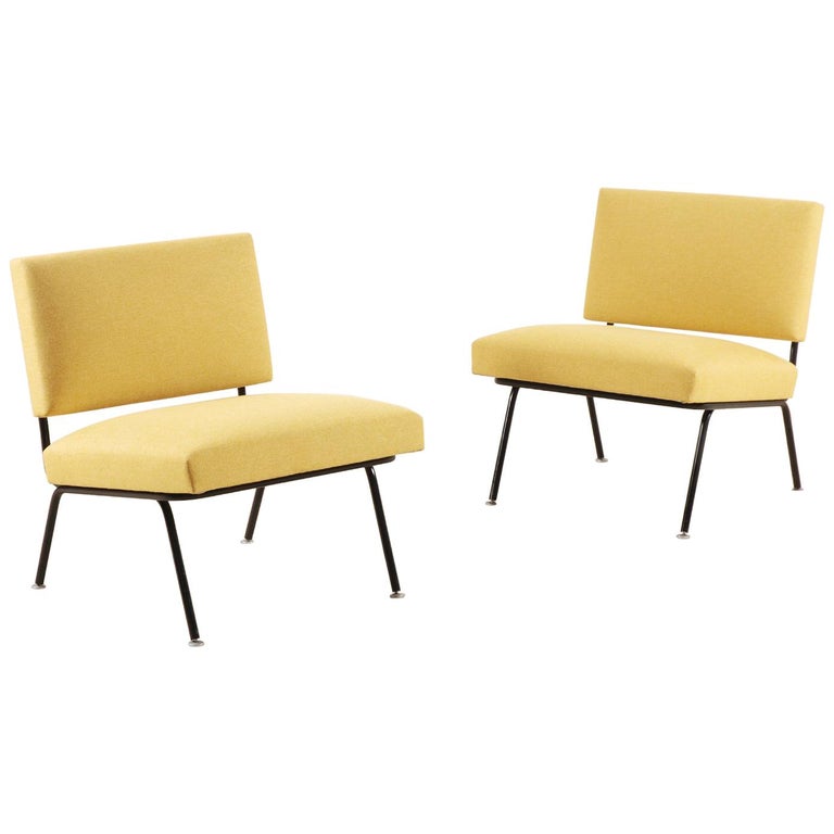 Pair of Florence Knoll Easy Chairs for Knoll International, 1955 at 1stdibs