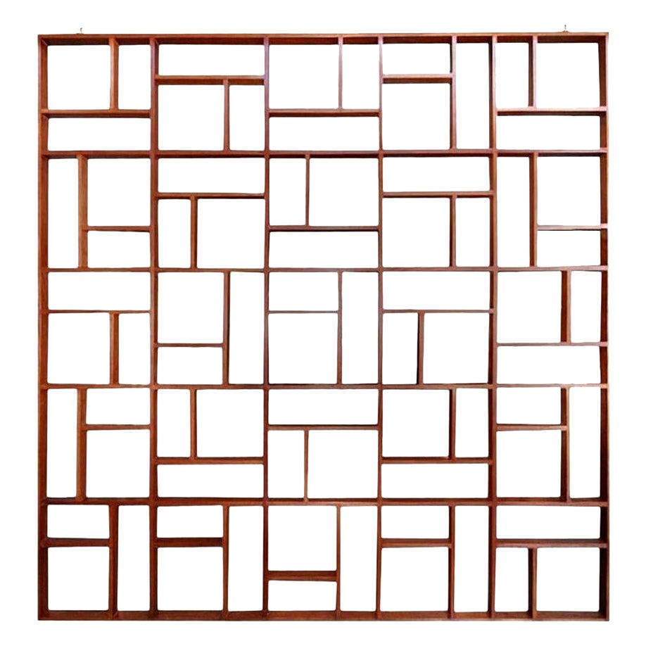 Divisorio geometrico in legno in stile Mid-Century personalizzato di Adesso Imports