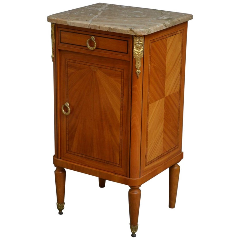 Attractive Antique Bedside Cabinet For Sale At 1stdibs Attractive Antique Bedside Cabinet For Sale - Attractive Antique Bedside Cabinet For Sale At 1stdibs