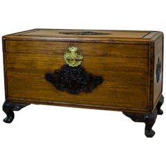 Antique Chinese Chest on S-Shaped Legs, circa the Early 20th Century
