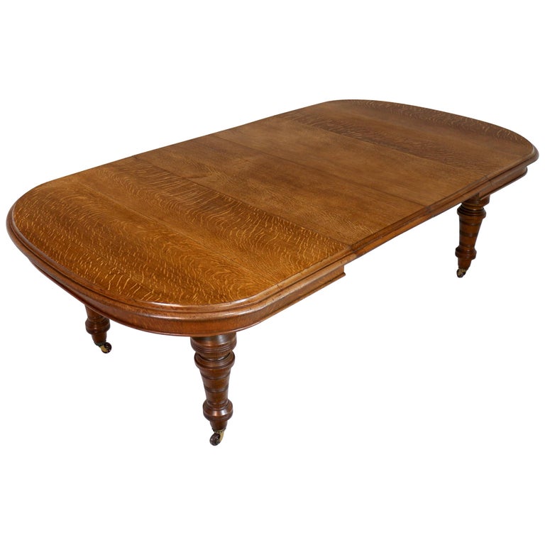 Victorian Arts and Crafts Oak Extending Dining Table and Four Leaves