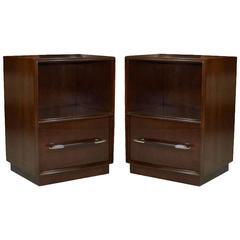 Pair of T.H. Robsjohn-Gibbings Nightstands 8