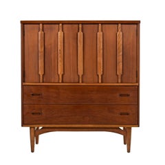 Retro Kroehler Mid-Century Modern Oak and Walnut Gentleman's Chest Dresser