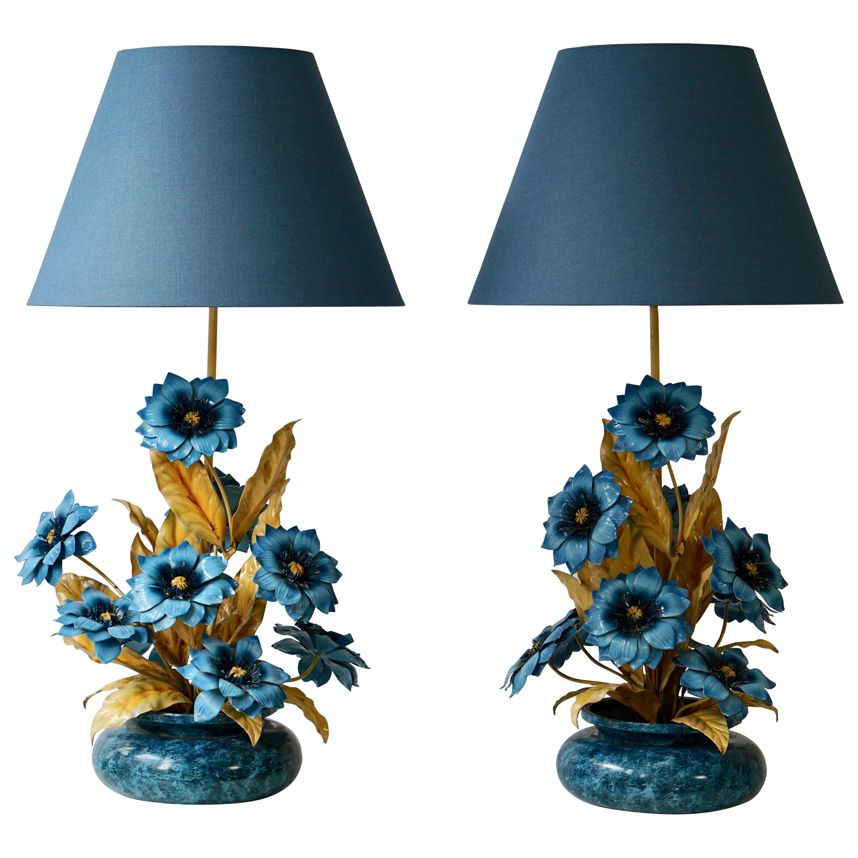 One Chinoiserie Porcelain Blue and White Flower Table Lamp at 1stDibs