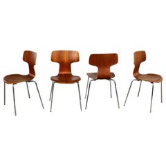 Arne Jacobsen for Fritz Hansen Model 3103 Hammer T Chairs Set of Four