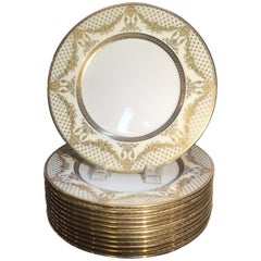 1930-1939 Serveware, Ceramics, Silver and Glass