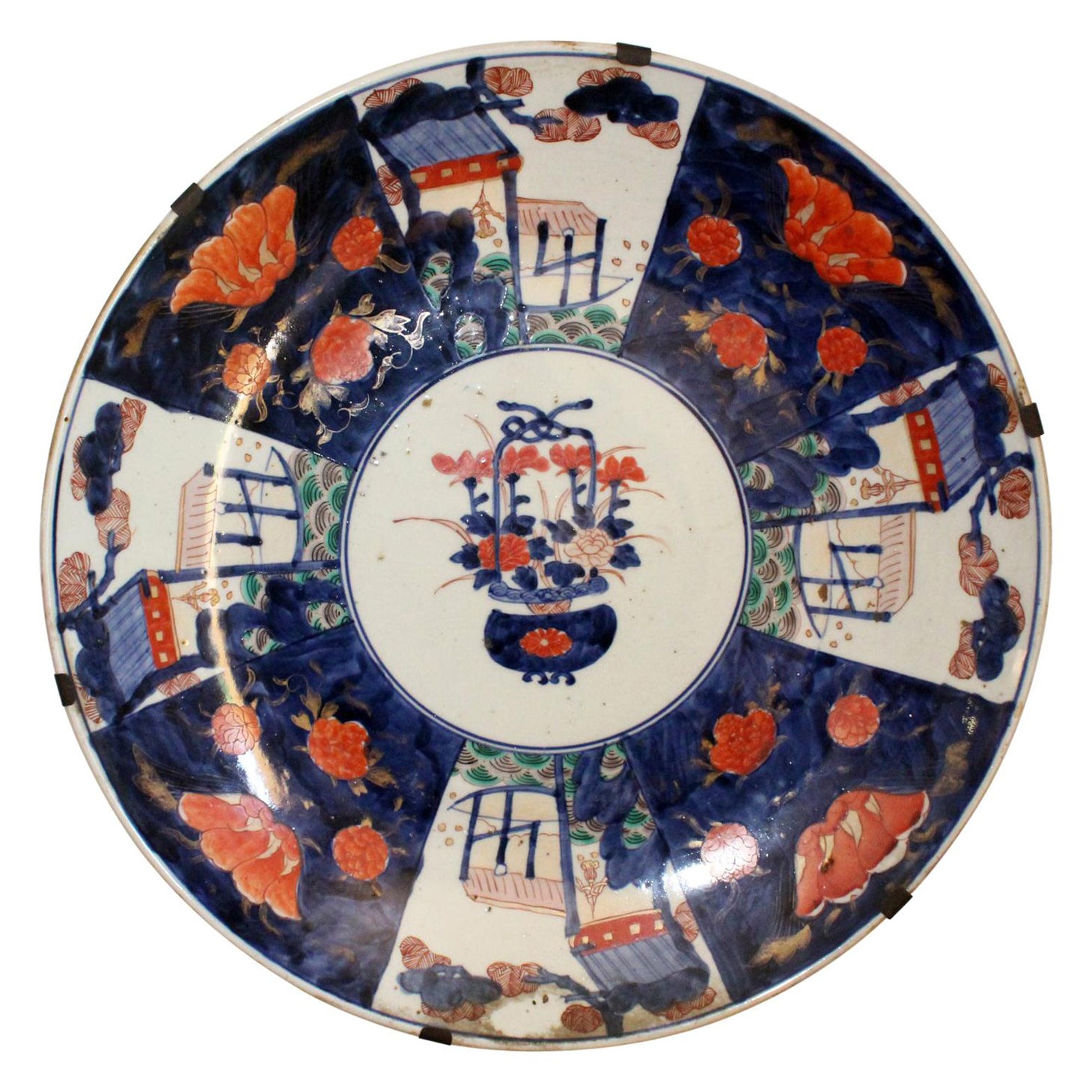 19th Century Japanese Imari Ware Porcelain Plate Hand Painted with Flower Motifs