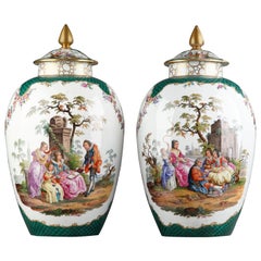 Impressionnante paire de vases avec couvercles attribuée à Samson & Cie, France, vers 1890