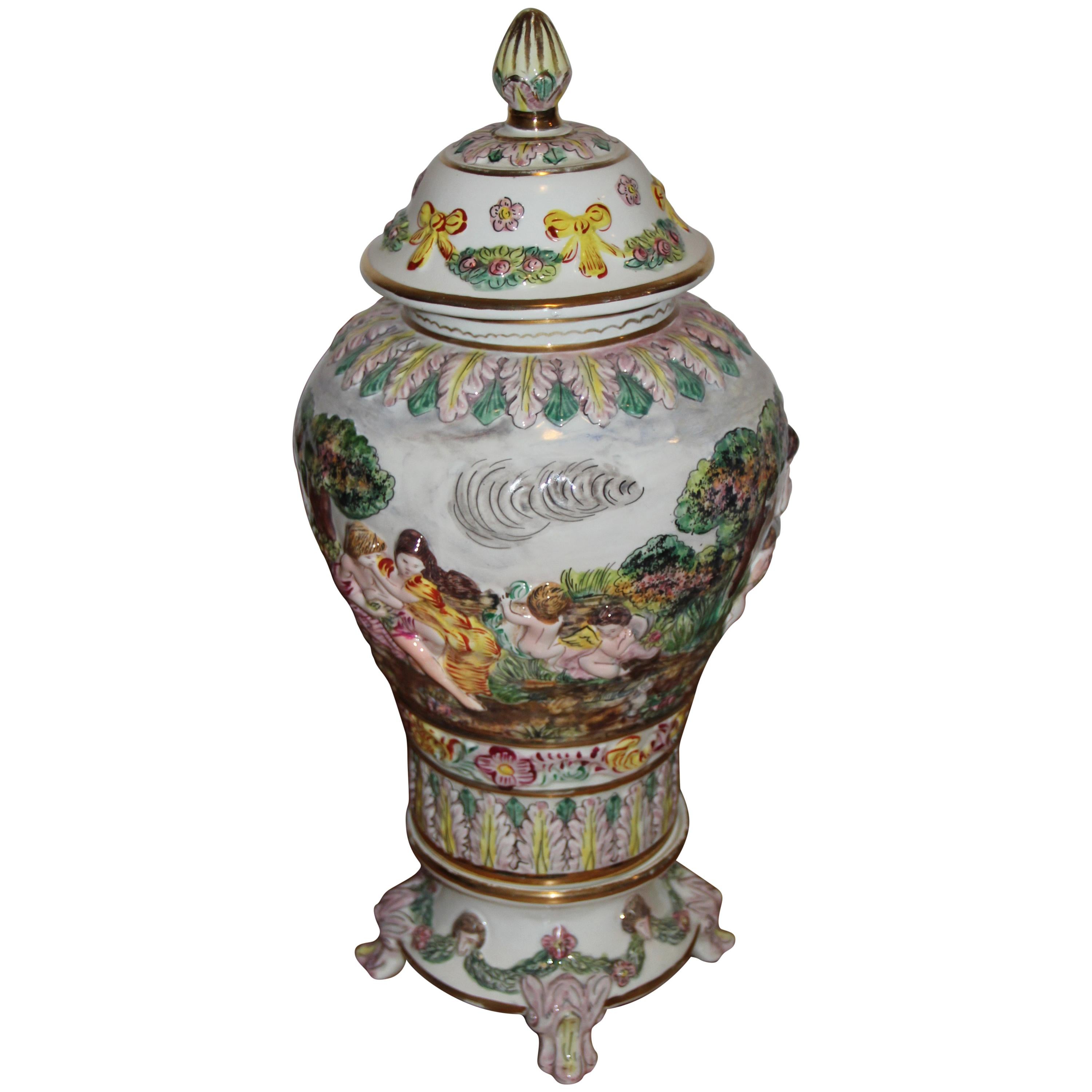 Capodimonte Porcelain Baluster Vase, Cover and Stand, Early 20th Century For Sale