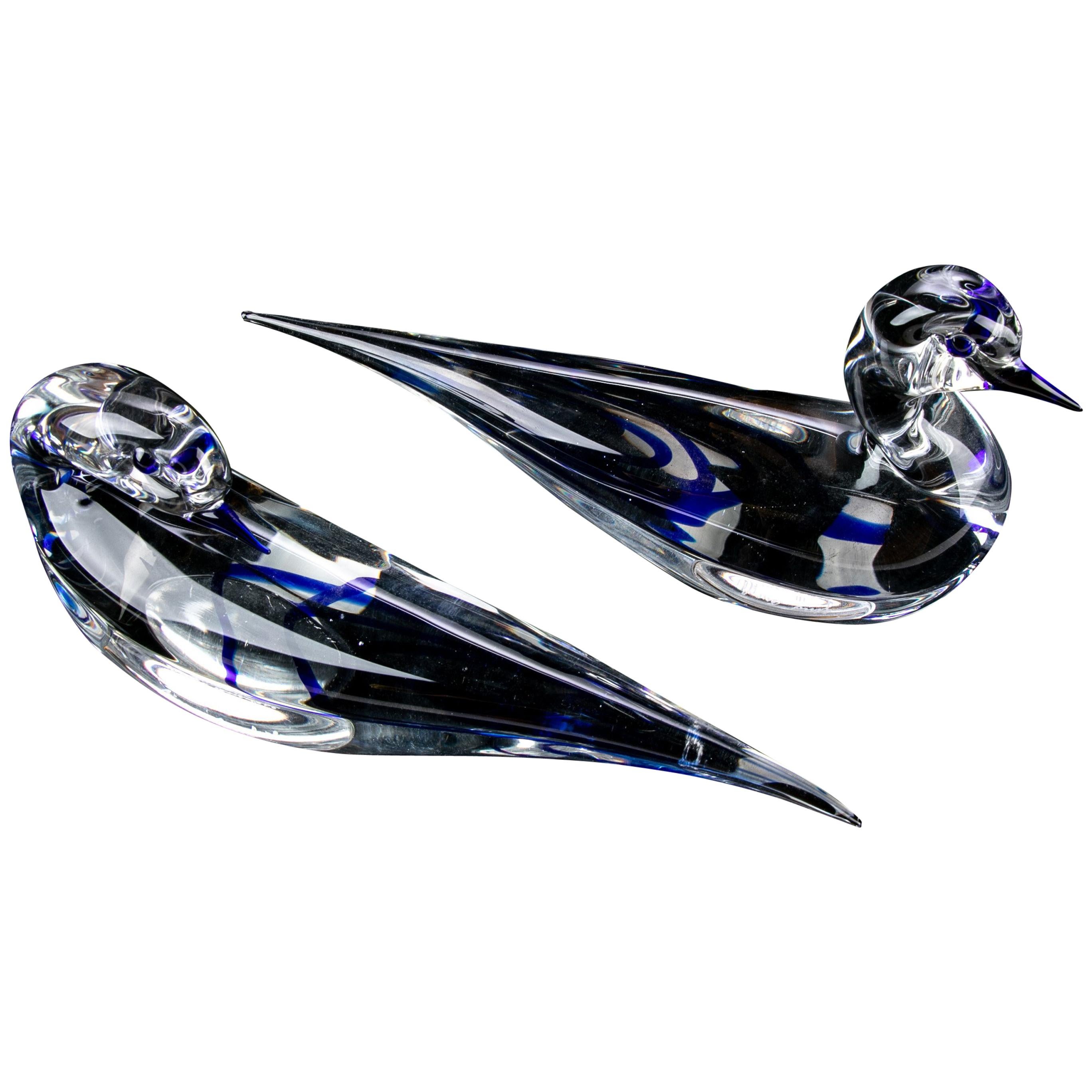 Pair of Gino Cenedes Signed Murano Doves For Sale
