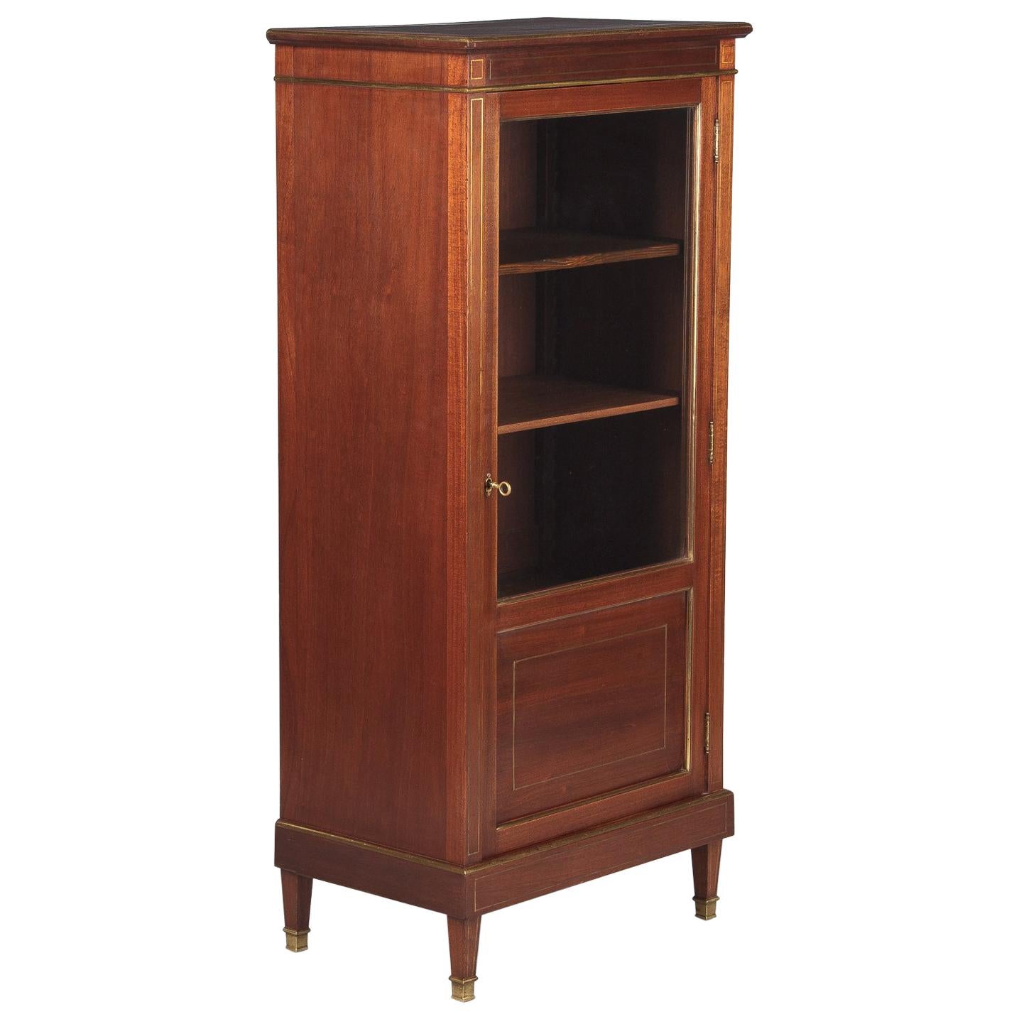 French Louis XVI Style Mahogany Display Cabinet, Early 1900s