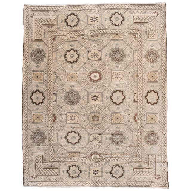 Beige Pattern Rug For Sale at 1stDibs