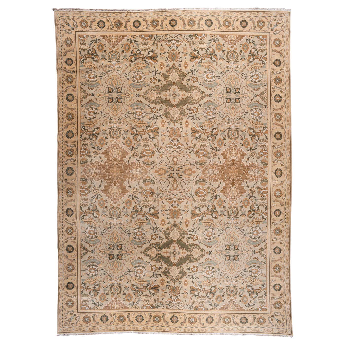 Polonaise Style Floral Rug For Sale at 1stDibs
