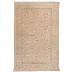 Tapis à fleurs rose et beige