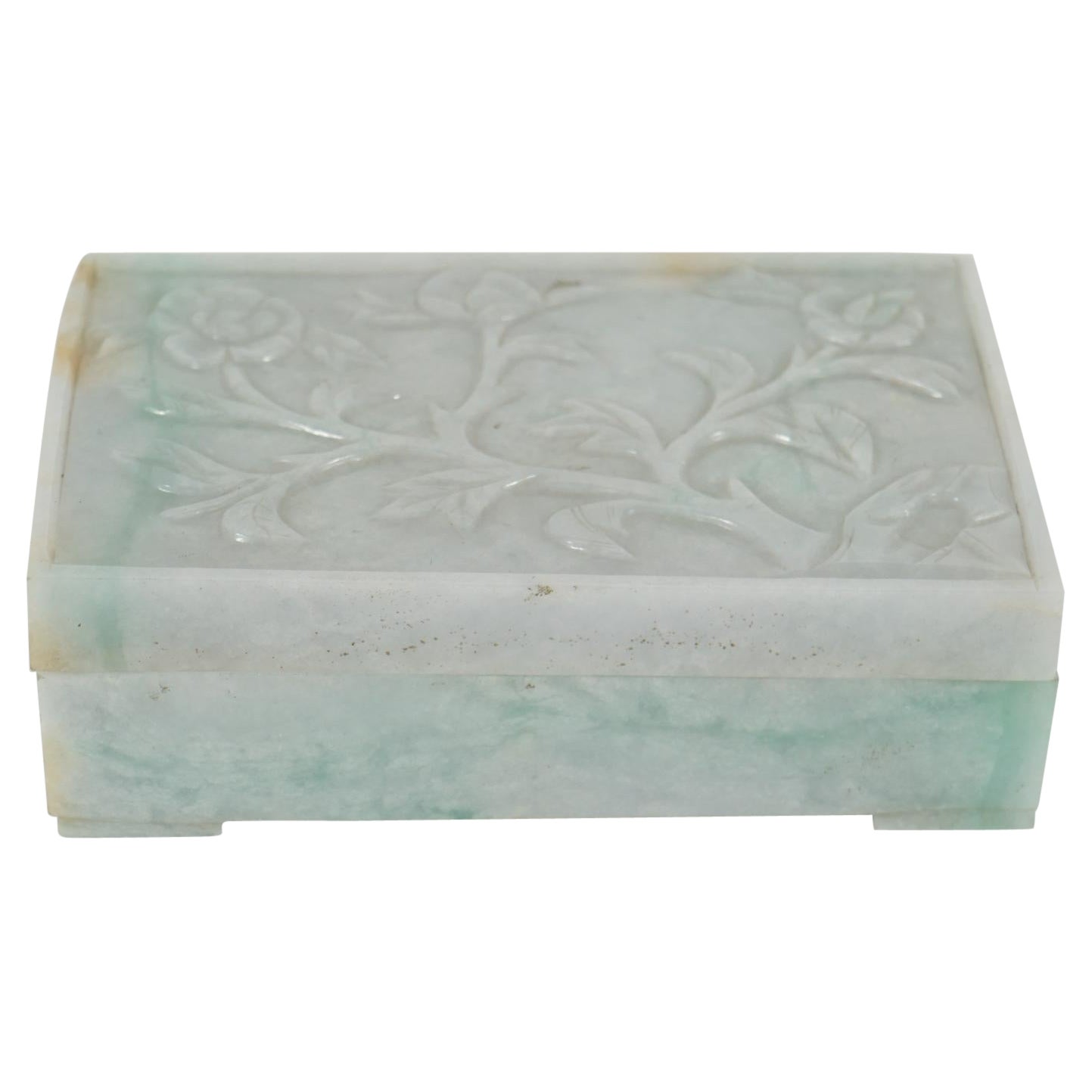 Chinese Carved Jadeite Cigarette Box and Cover For Sale