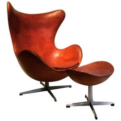 Retro Arne Jacobsen "Egg" Chair and Its Footstool Fritz Hansen Edition, circa 1960