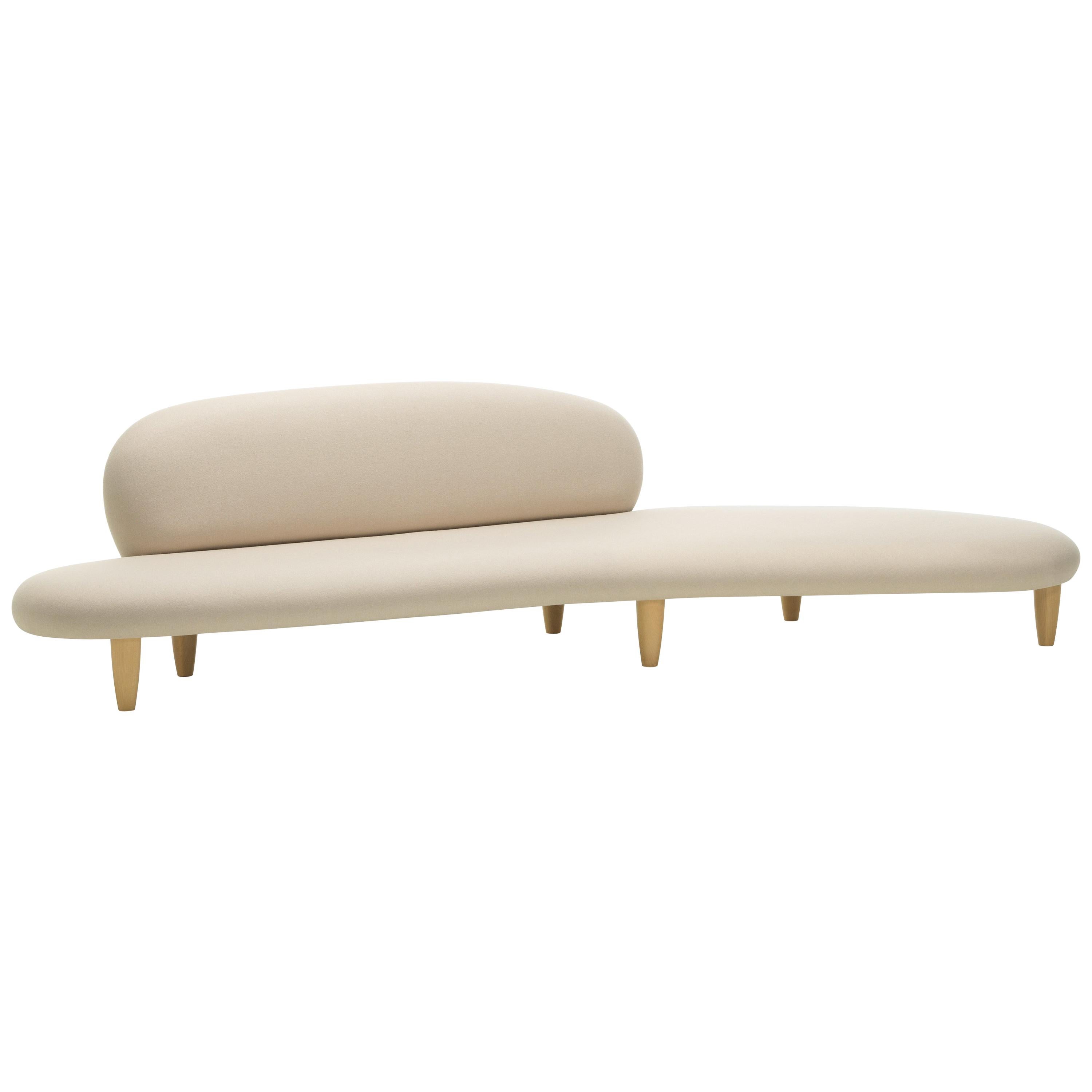 Vitra Freeform Sofa in Cream Credo with Maple Legs by Isamu Noguchi im Angebot