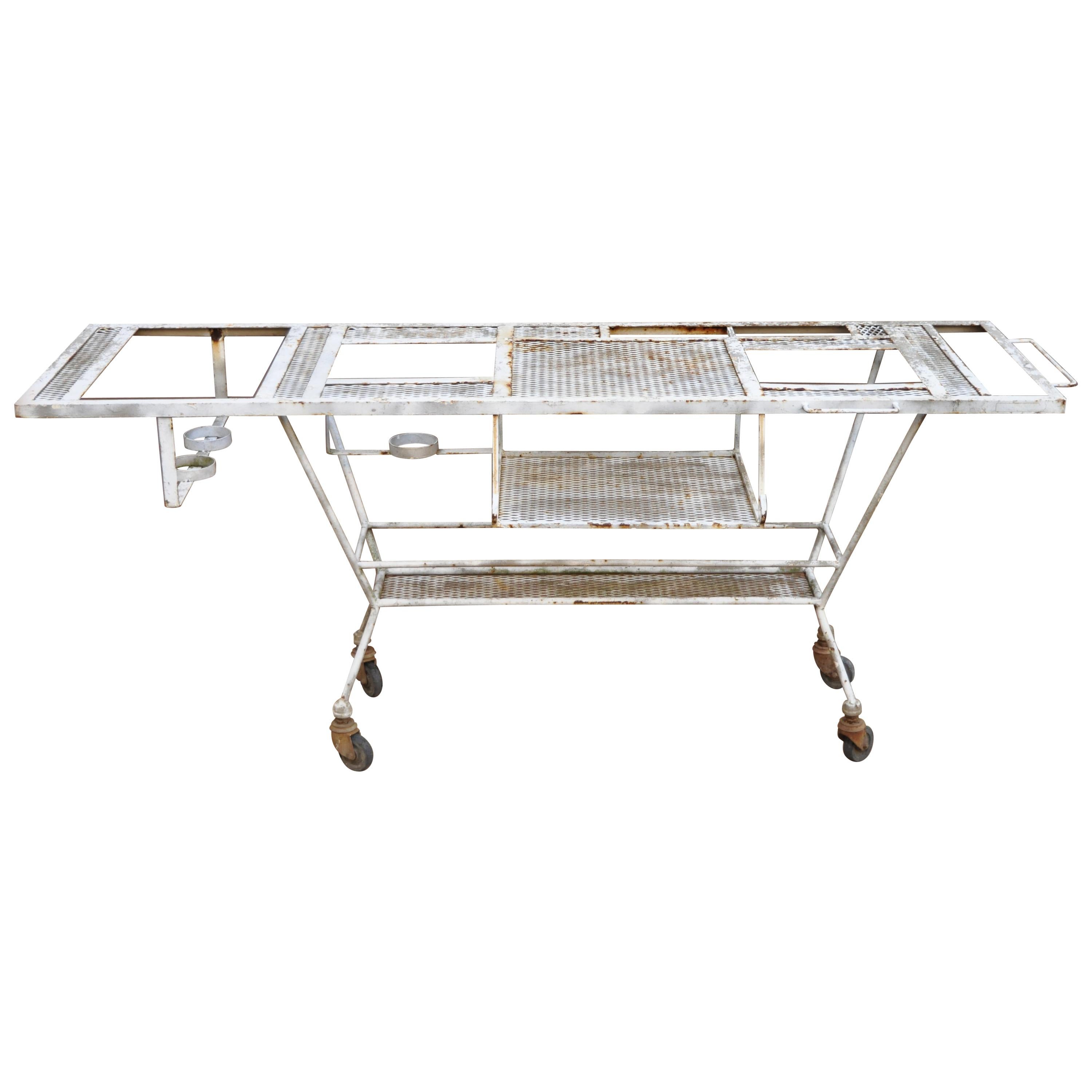 Schmiedeeisen Industrie Steampunk Rolling Bar Cart Barbeque Krug Tisch Metall Mesh im Angebot