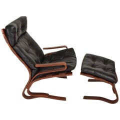 Westnofa Siesta Chair by Ingmar Relling Sessel und Hocker aus gebogenem Sperrholz