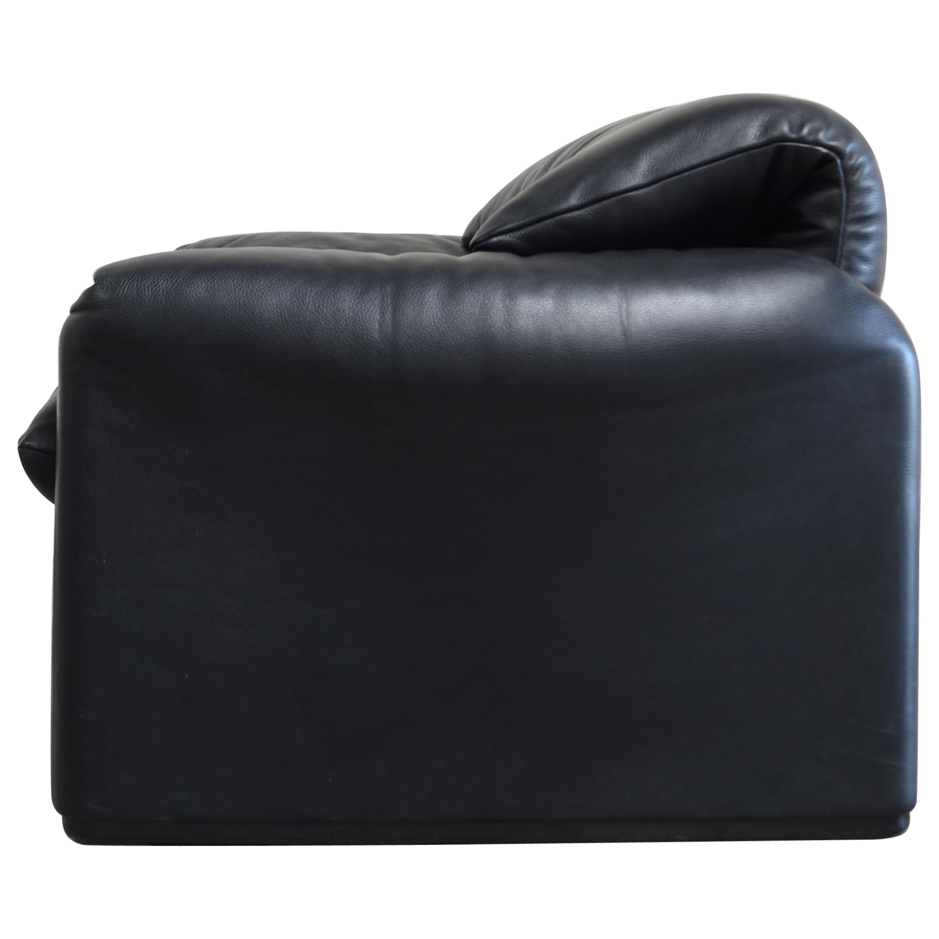 Cassina Maralunga Leather Chair by Vico Magistretti