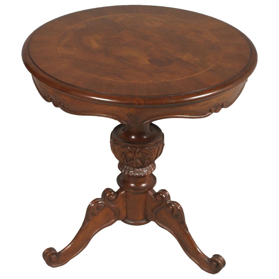 Italian 1920s Baroque Round Coffee Table Burl Walnut, Carved Walnut Wax-Polished For Sale