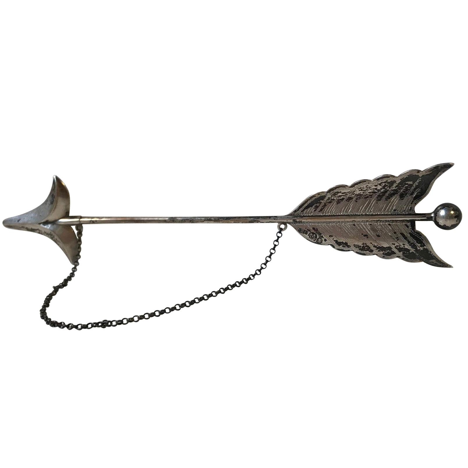 Large Antique Arrow Hatpin in Silver by Marius Sørensen, circa 1900 For Sale