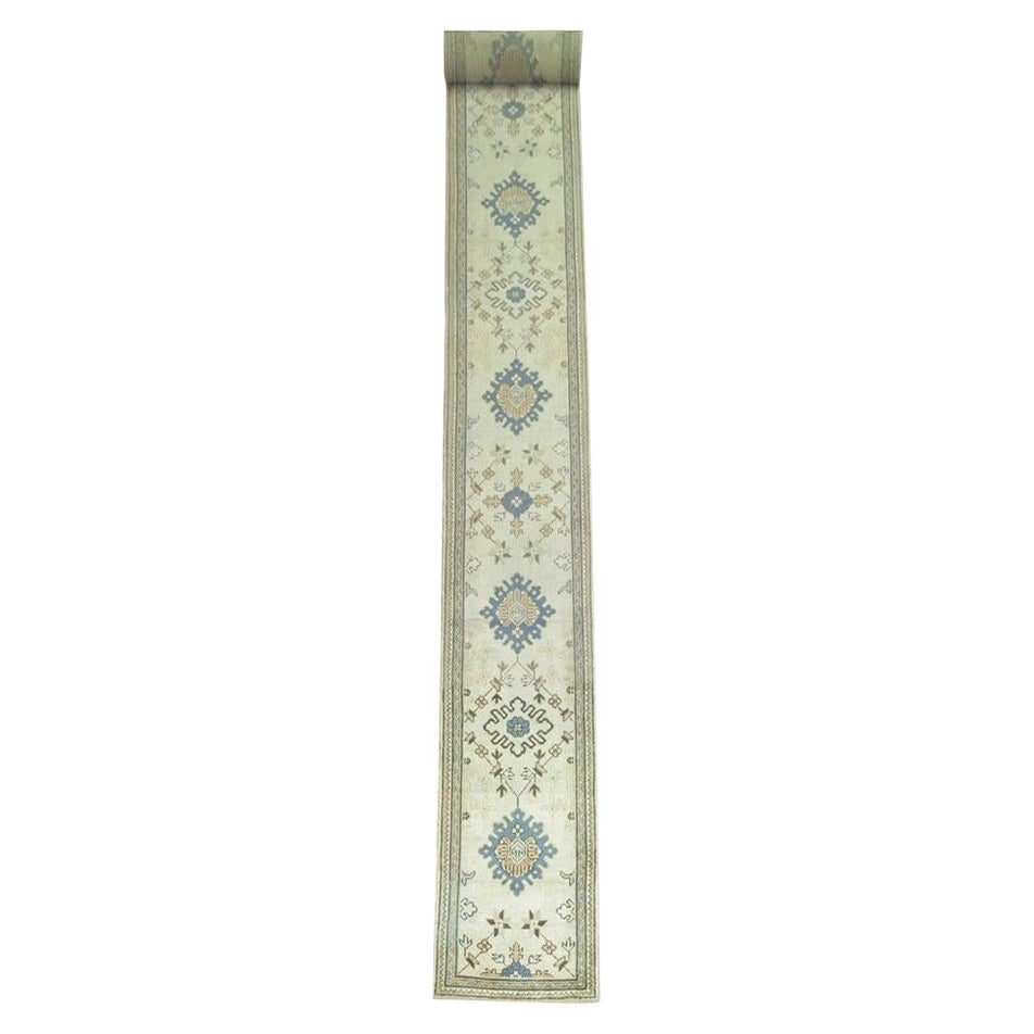 Colección Zabihi principios del siglo XX Marfil Campo Largo Antiguo Oushak Corredor en venta