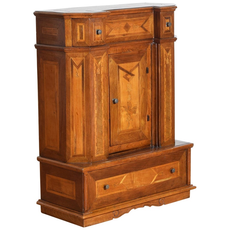 Italian Neoclassic Walnut and Mixed Woods Veneered Piccolo Credenza 19th Century 1