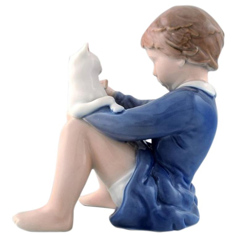 Rare Royal Copenhagen Figure, Girl with Cat, Decoration Number 4631