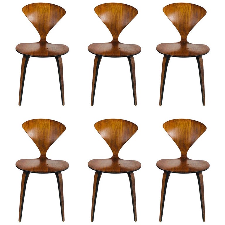 Set Of Six Midcentury Cherner Dining Chairs For Plycraft
