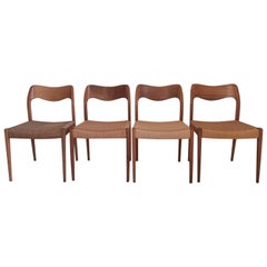 Set of 4 Danish Dining Chairs, Model 71, by Niels O. Moller