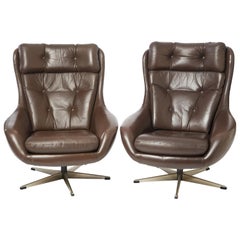 Vintage Pair of Midcentury Leather Swivel Chairs by Danish Designer H.W. Klein