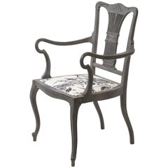 Französischer Stuhl des 19. Jahrhunderts mit Hermès-Stoff