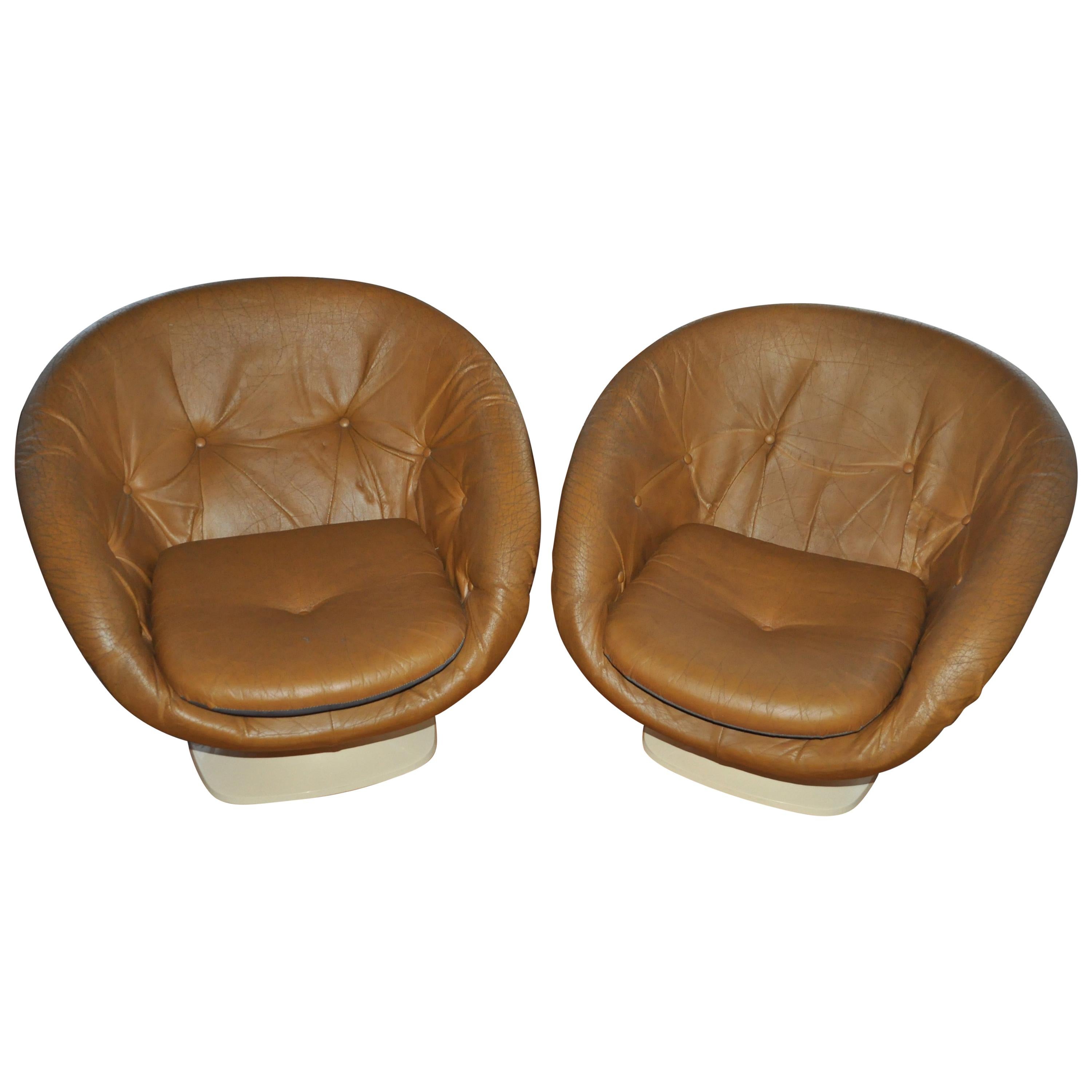 French Plastic Club Chair by Rafael, 1970s For Sale
