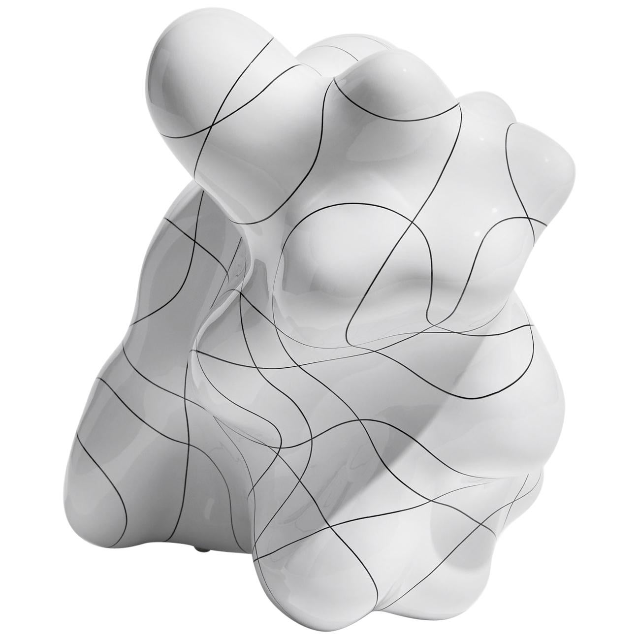 Scultura contemporanea in ceramica bianca di Steen Ipsen