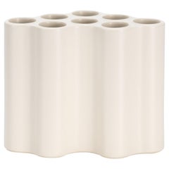 Vitra Medium Nuage Céramique Vase in White by Ronan & Erwan Bouroullec
