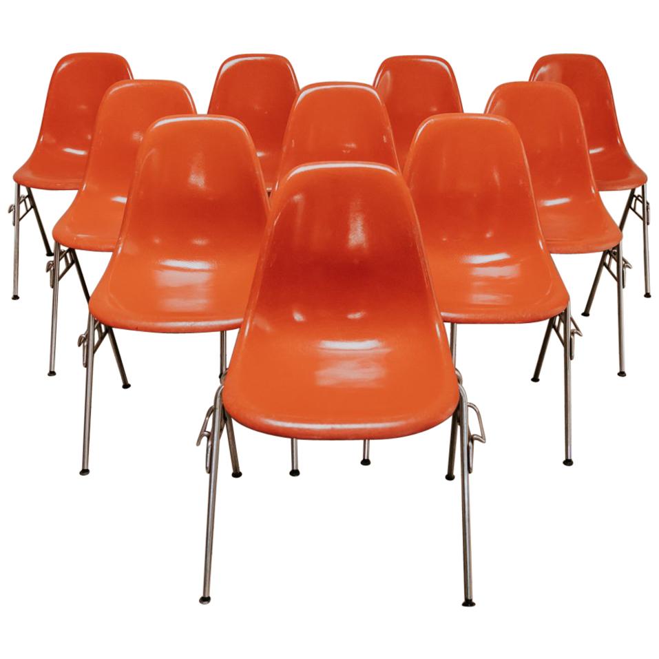 Set of 12 Vintage Stackable Charles and Ray Eames Chairs