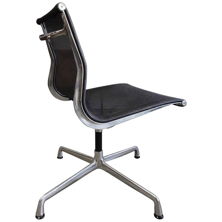 Eames Aluminum Group Side Chair for Herman Miller at 1stDibs | eames aluminum  side chair, herman miller eames aluminum group side chair